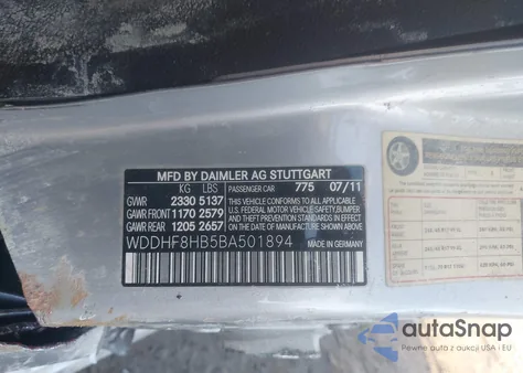 2011 Mercedes-Benz E 350 4Matic z USA, uszkodzony, nr VIN WDDHF8HB5BA501894